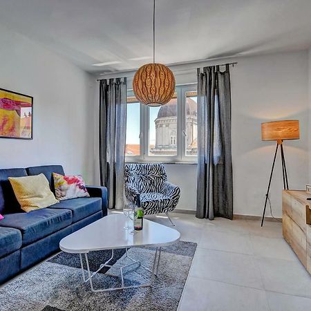 Lola App In City Center, 4+1 Pax PUY 외부 사진