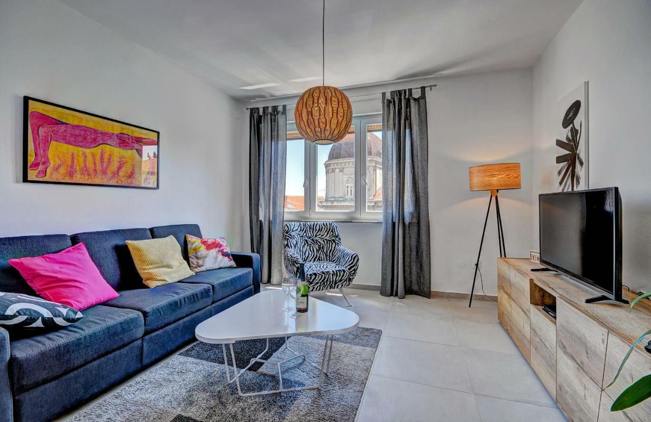 Lola App In City Center, 4+1 Pax PUY 외부 사진